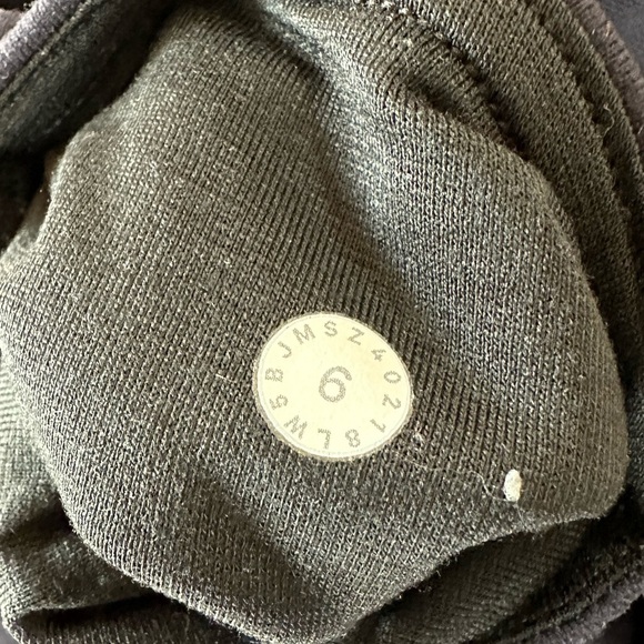 Lululemon Wunder Under in dark Blue Size 6 Full Length - Picture 5 of 7